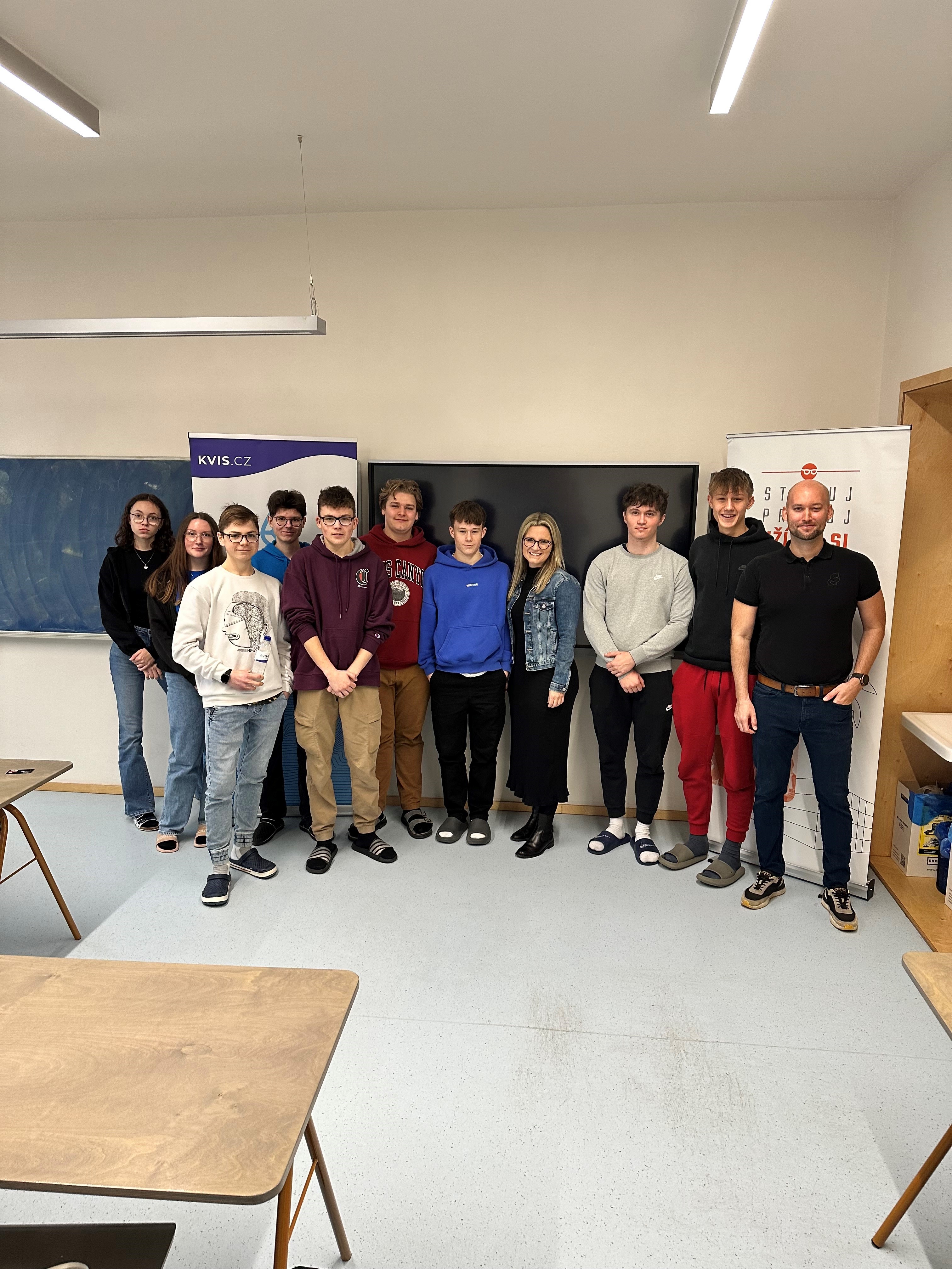 Vodaři se učí v Mýtě. Za zády mají společnost KVIS