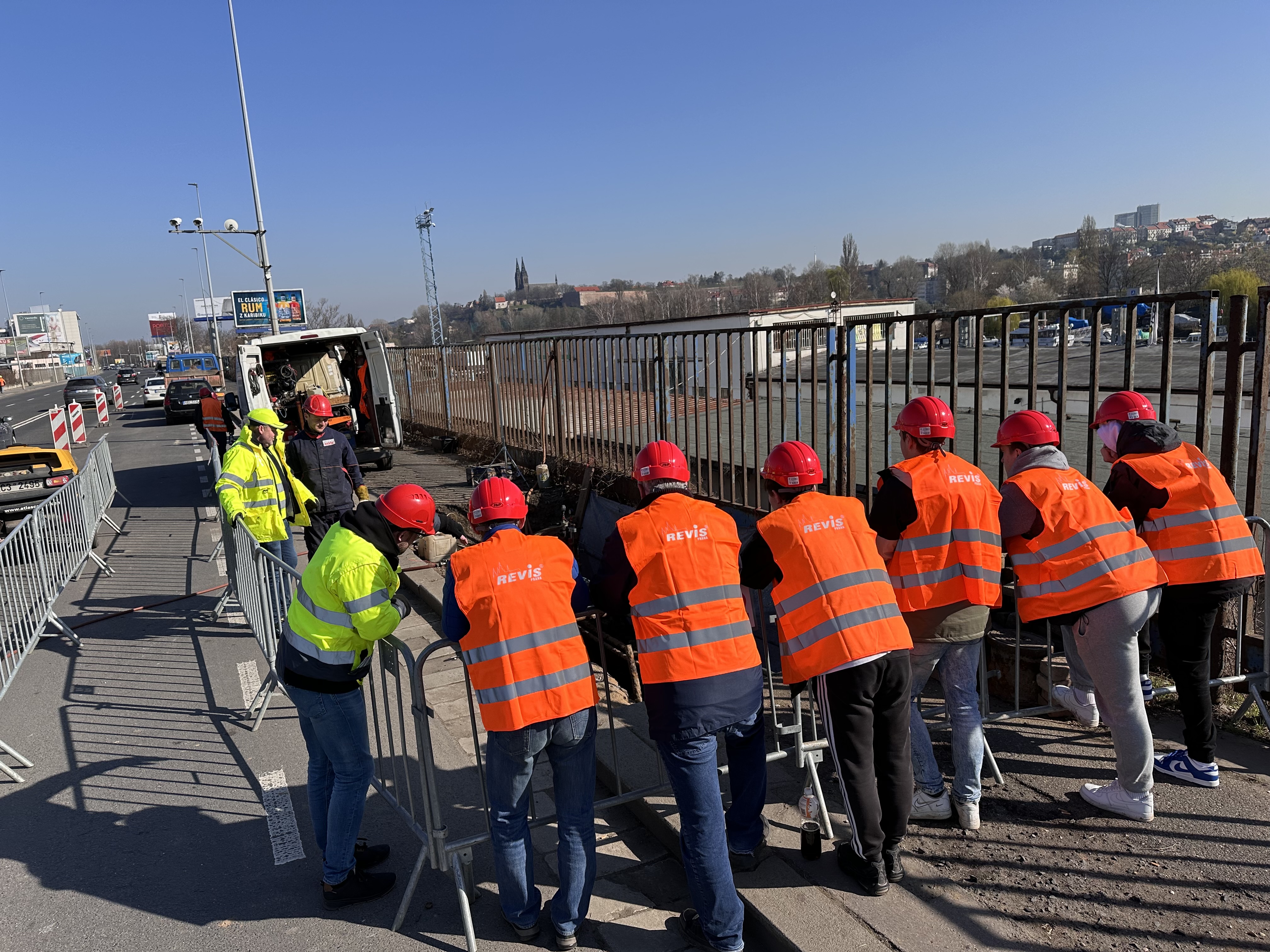 Budoucí plynaři na exkurzi v Revisu